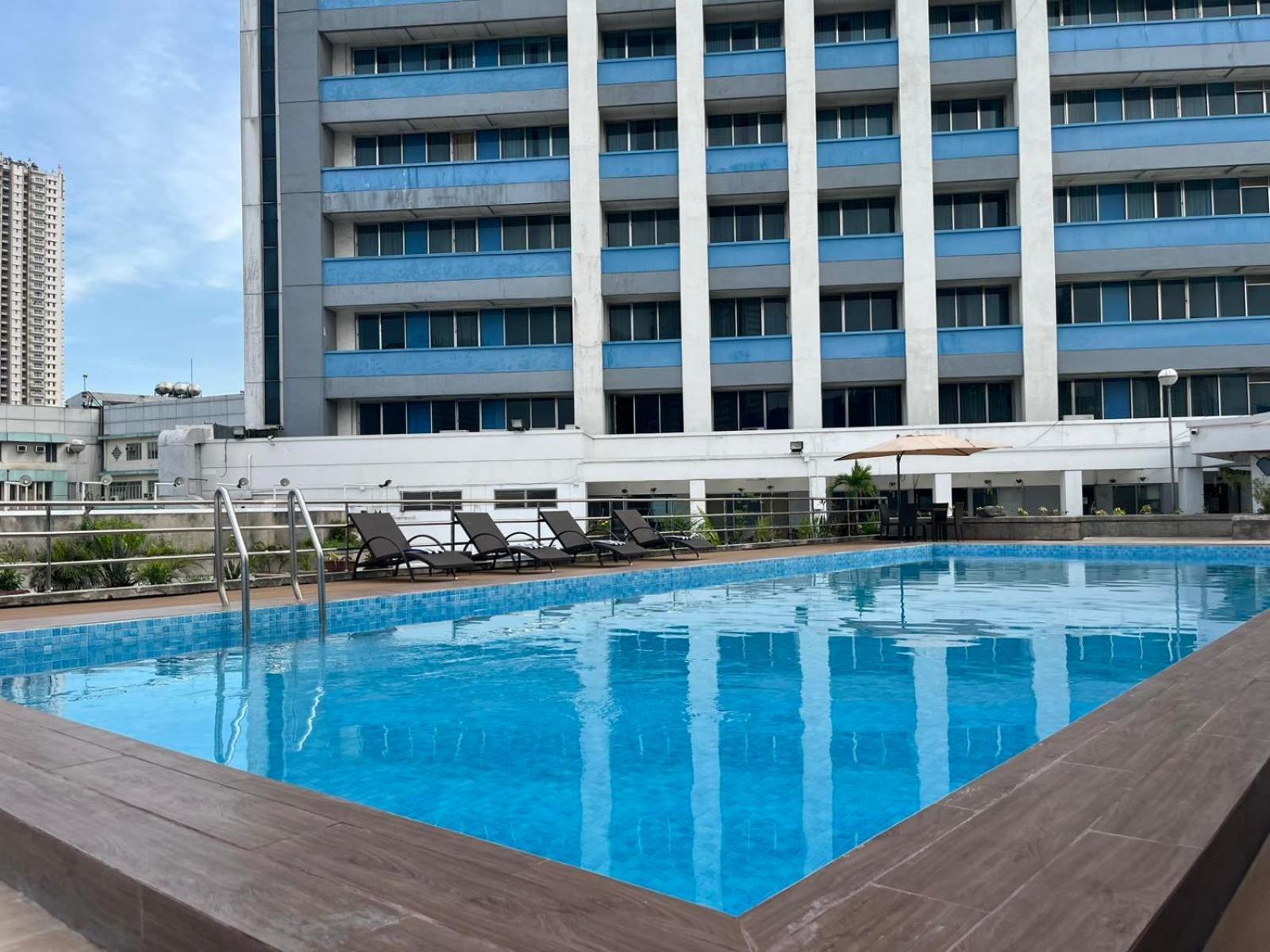 Pearl Manila Hotel Exteriör bild