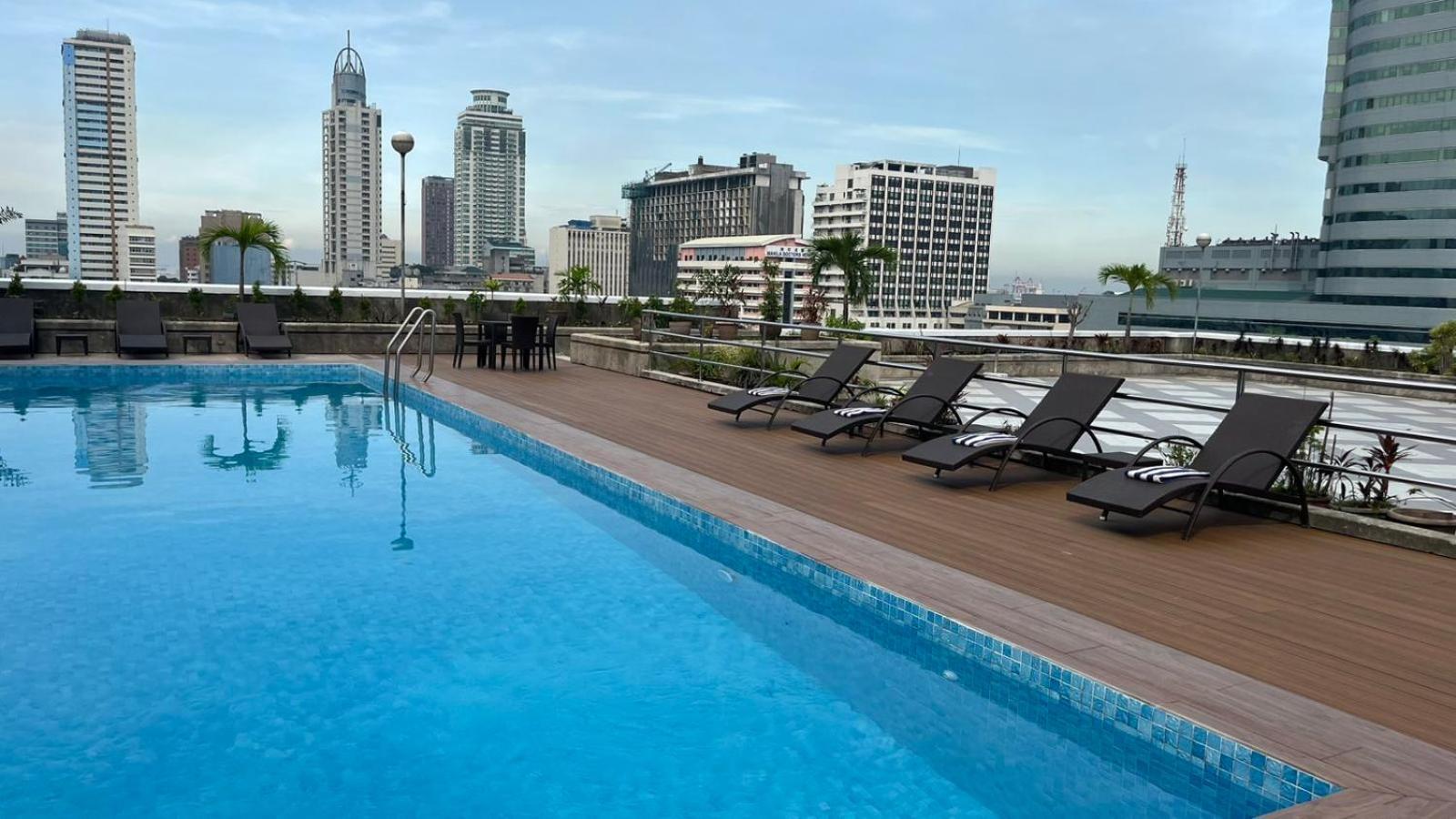 Pearl Manila Hotel Exteriör bild